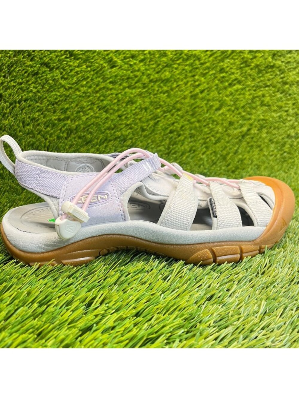 Keen Newport H2 Womens Size 8.5 Gray Purple Beach Walking Outdoor Hiking Sandals